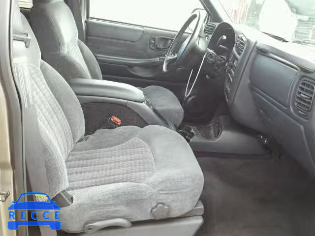 1999 CHEVROLET BLAZER 1GNDT13W7X2250811 зображення 4