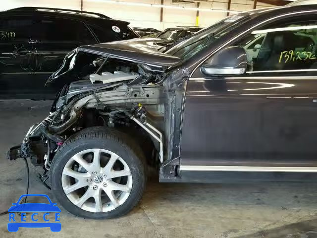 2010 VOLKSWAGEN TOUAREG TD WVGFK7A91AD004042 зображення 8
