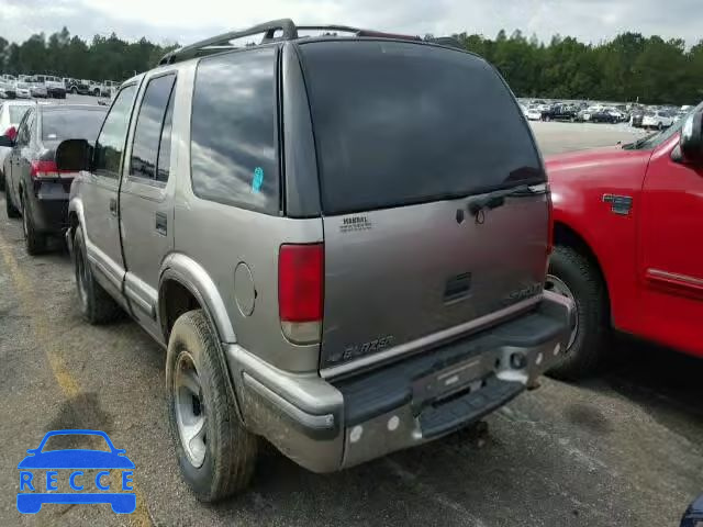 1999 CHEVROLET BLAZER 1GNCS13W0X2108041 image 2