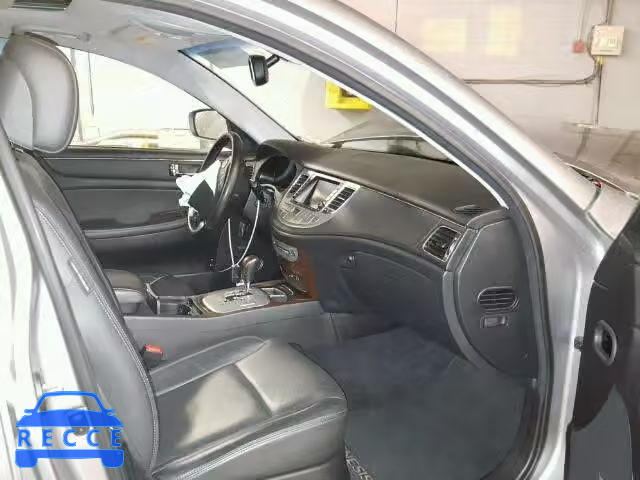 2011 HYUNDAI GENESIS KMHGC4DE3BU117386 image 4