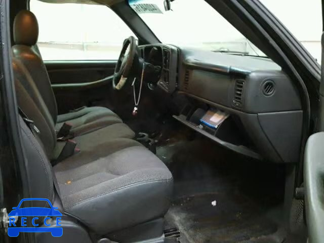 2004 GMC SIERRA C25 1GTHC24U64E375841 image 4