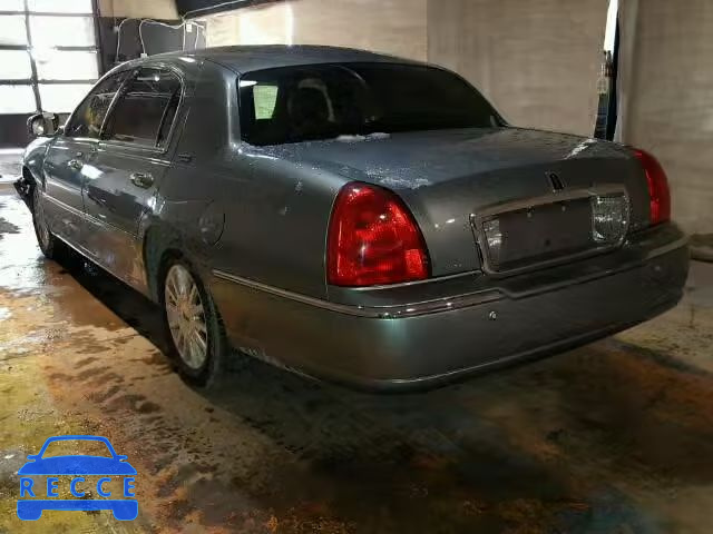 2005 LINCOLN TOWN CAR S 1LNHM82W05Y663869 image 2