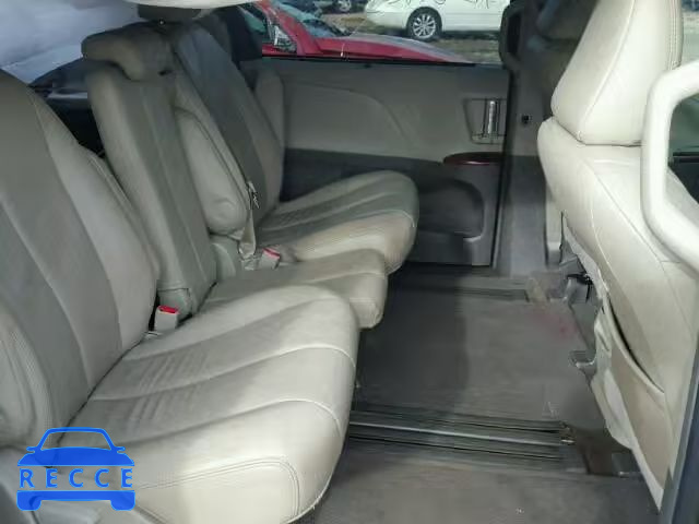 2013 TOYOTA SIENNA XLE 5TDYK3DC2DS400549 зображення 5