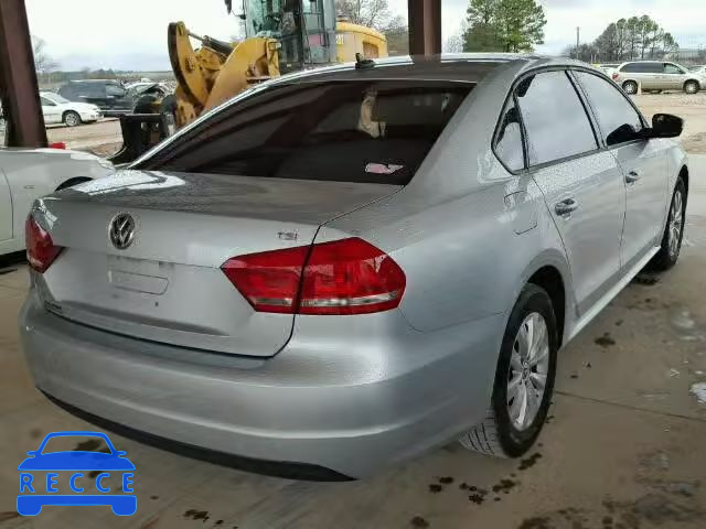 2015 VOLKSWAGEN PASSAT S 1VWAT7A34FC041619 image 3