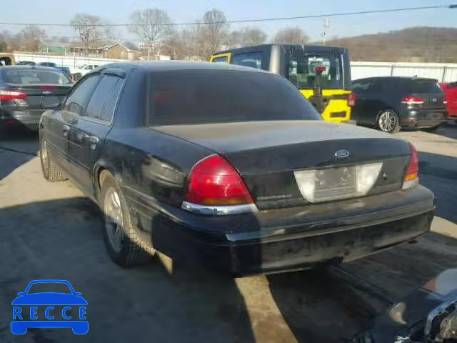 2002 FORD CROWN VICT 2FAFP74W62X117704 image 2