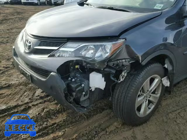 2015 TOYOTA RAV4 XLE JTMRFREV9FJ049067 image 8