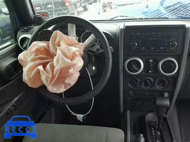 2009 JEEP WRANGLER U 1J4GB59189L761804 Bild 8
