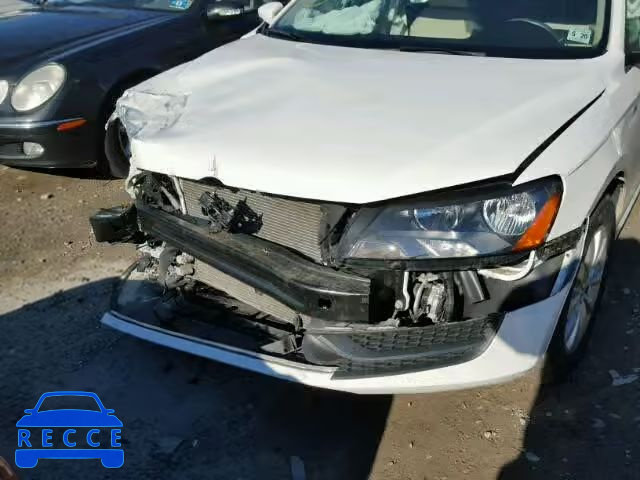 2015 VOLKSWAGEN PASSAT S 1VWAT7A37FC012079 image 9