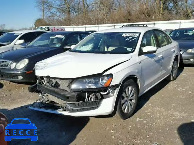 2015 VOLKSWAGEN PASSAT S 1VWAT7A37FC012079 image 1