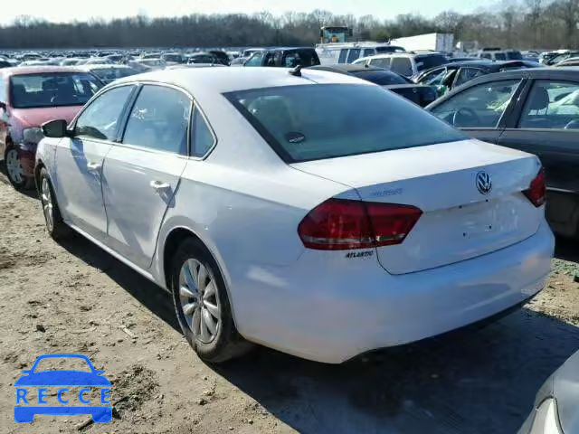 2015 VOLKSWAGEN PASSAT S 1VWAT7A37FC012079 image 2