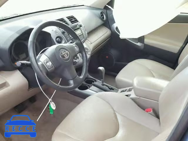 2008 TOYOTA RAV4 LTD JTMBK31V586045037 зображення 4