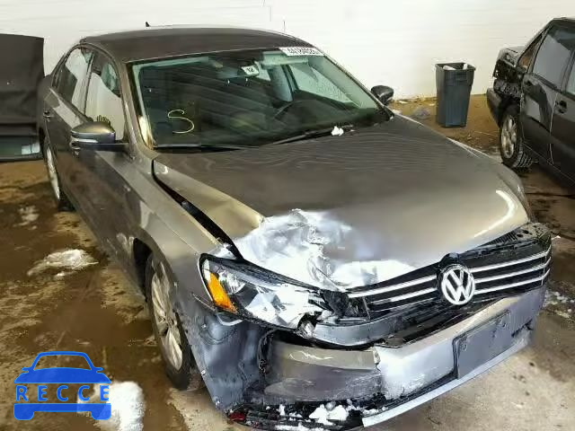 2014 VOLKSWAGEN PASSAT S 1VWAT7A33EC106961 image 0