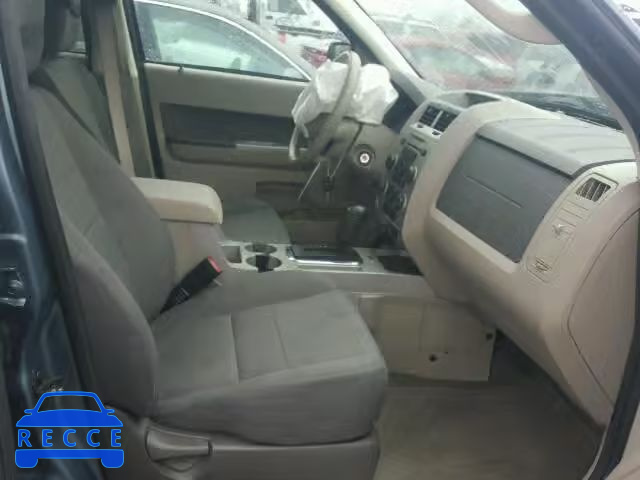 2010 FORD ESCAPE XLT 1FMCU0D7XAKB08278 image 4