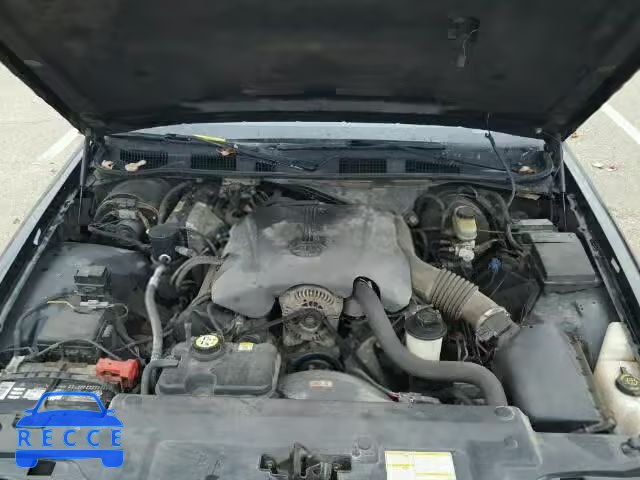 2002 FORD CROWN VICT 2FAFP74W62X150458 зображення 6