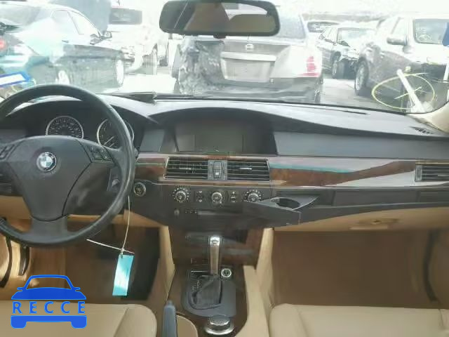 2007 BMW 525I WBANE53517CW59433 зображення 8