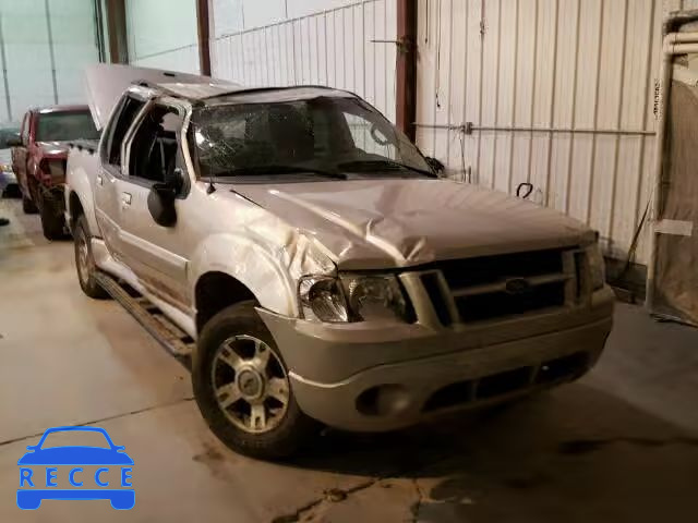 2004 FORD EXPLORER S 1FMZU77KX4UB90797 image 0