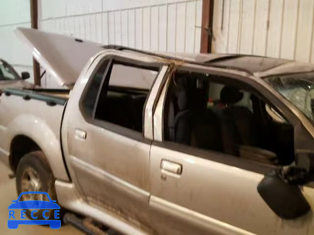 2004 FORD EXPLORER S 1FMZU77KX4UB90797 image 9