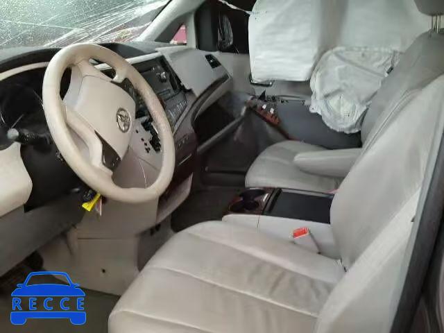 2011 TOYOTA SIENNA XLE 5TDYK3DC0BS158681 Bild 4