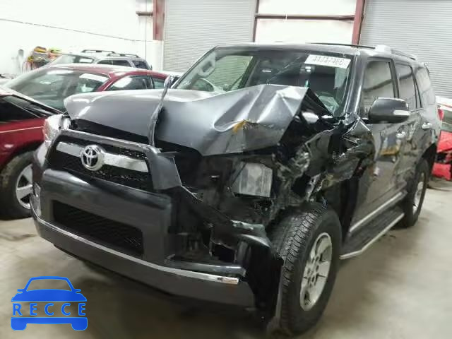 2013 TOYOTA 4RUNNER SR JTEBU5JR5D5120808 зображення 1