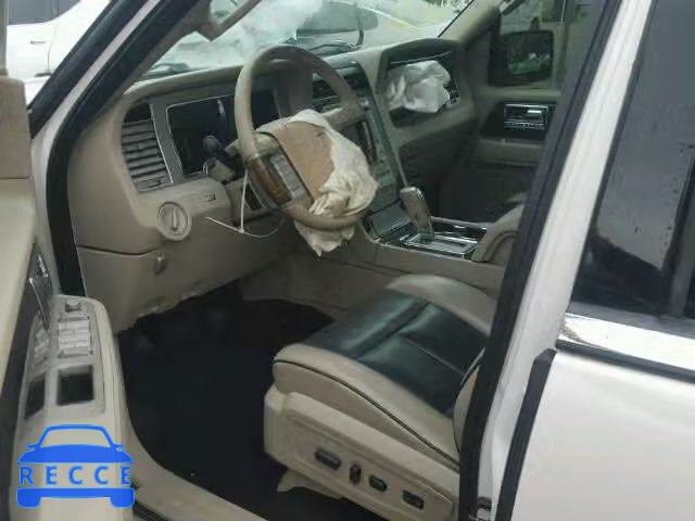 2010 LINCOLN NAVIGATOR 5LMJJ2H56AEJ11033 image 8