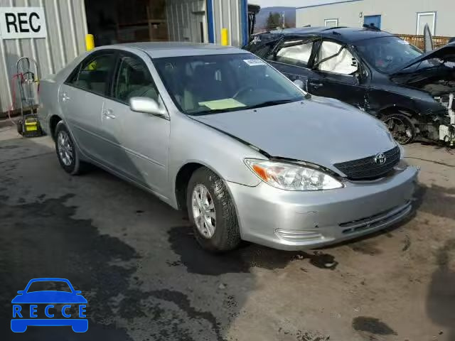 2004 TOYOTA CAMRY LE/X 4T1BF32K64U580971 зображення 0