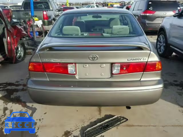 2001 TOYOTA CAMRY CE/L 4T1BG22K01U080145 Bild 8