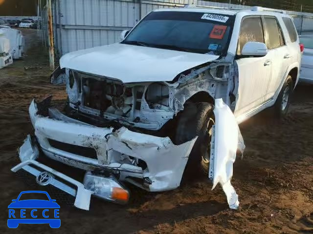 2013 TOYOTA 4RUNNER SR JTEZU5JR2D5059528 image 1