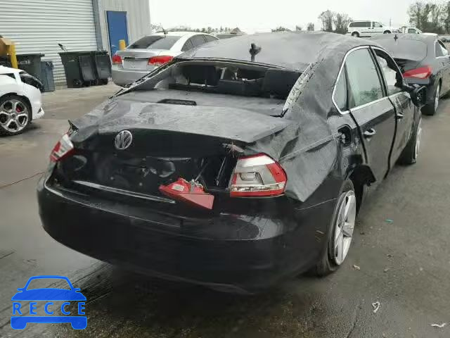 2015 VOLKSWAGEN PASSAT S 1VWAT7A37FC101411 image 3