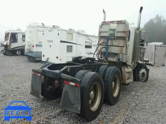 2007 PETERBILT CONVENTION 1XP5DB0X77N694815 Bild 3