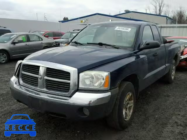 2005 DODGE DAKOTA SLT 1D7HE42K85S297370 image 1