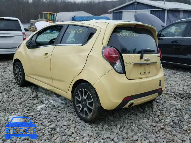 2013 CHEVROLET SPARK 2LT KL8CF6S95DC599548 Bild 2