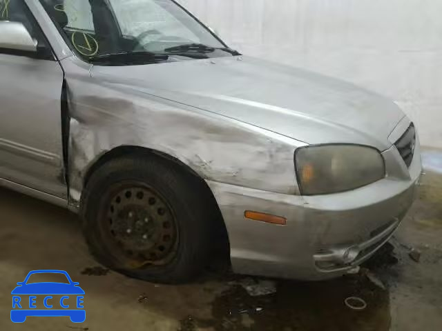 2005 HYUNDAI ELANTRA GL KMHDN46D25U977253 image 9