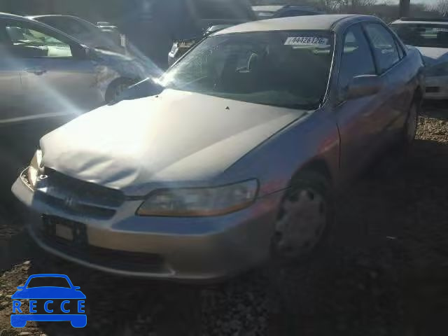 1999 HONDA ACCORD LX JHMCG5644XC019528 image 1