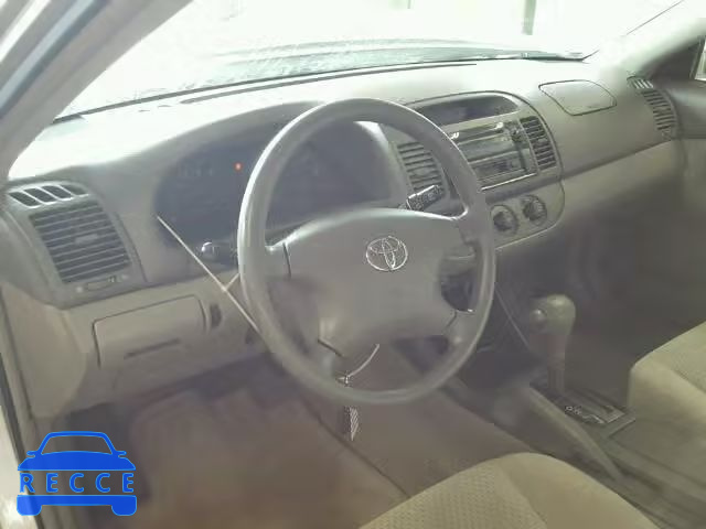 2004 TOYOTA CAMRY LE/X 4T1BE32K44U910948 image 9