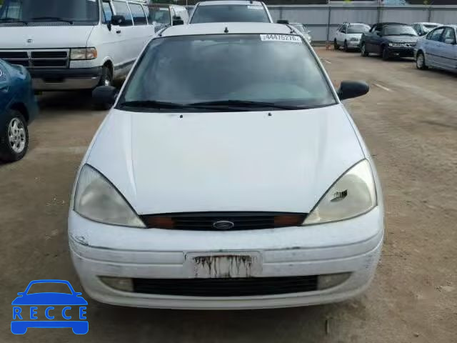 2001 FORD FOCUS ZX3 3FAFP31331R148070 image 8