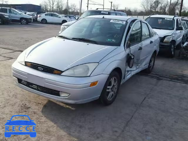 2000 FORD FOCUS SE/S 1FAHP3434YW228957 Bild 1