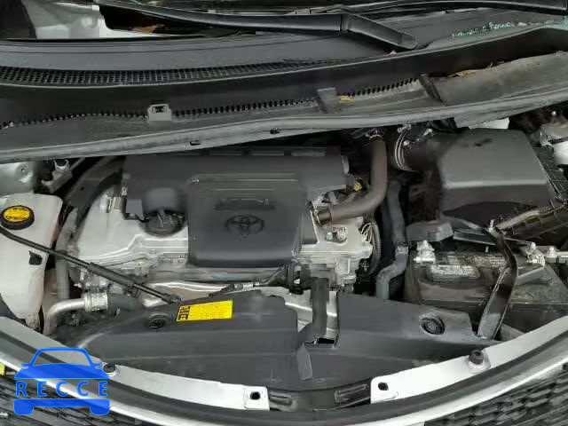 2015 TOYOTA RAV4 XLE 2T3WFREV6FW207692 Bild 6