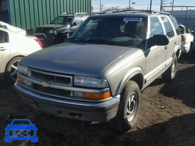 2001 CHEVROLET BLAZER 1GNDT13W912190344 image 1