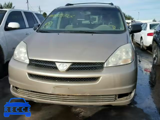 2004 TOYOTA SIENNA LE 5TDBA23C04S012949 Bild 8