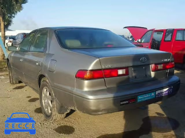 1997 TOYOTA CAMRY LE/X JT2BF22KXV0011167 image 2