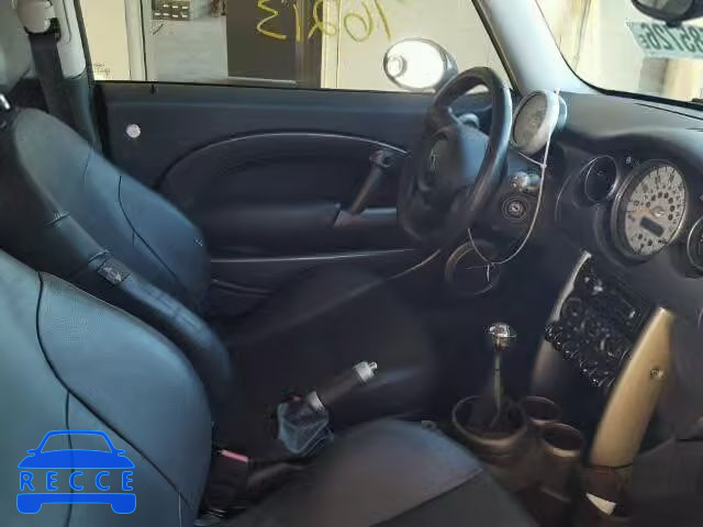 2005 MINI COOPER S WMWRE33405TD95182 image 4