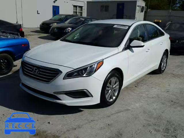 2016 HYUNDAI SONATA SE 5NPE24AF9GH421836 image 1