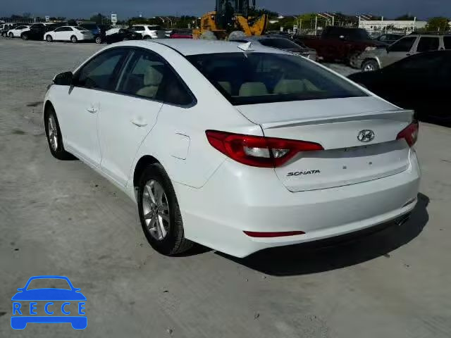 2016 HYUNDAI SONATA SE 5NPE24AF9GH421836 image 2