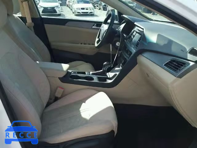 2016 HYUNDAI SONATA SE 5NPE24AF9GH421836 image 4