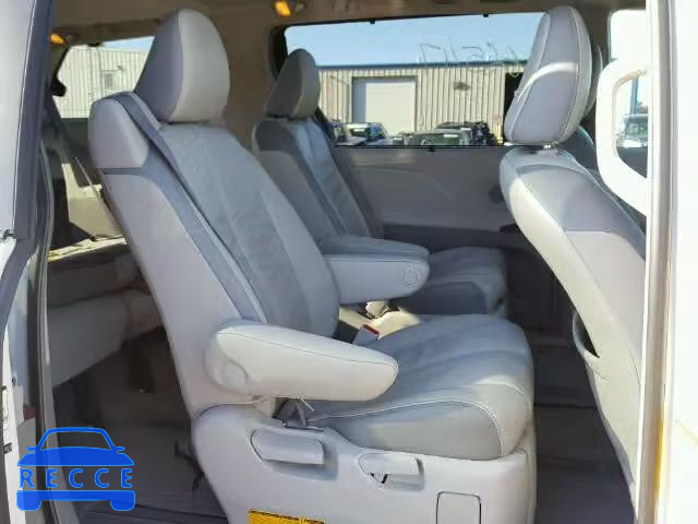 2011 TOYOTA SIENNA XLE 5TDDK3DC5BS008418 зображення 5