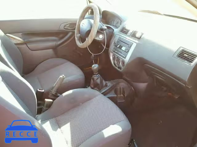 2005 FORD FOCUS ZX3 3FAFP31N85R151909 зображення 4