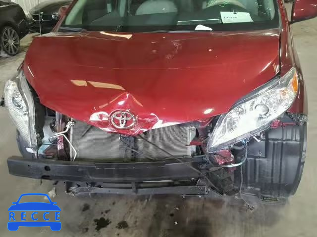 2012 TOYOTA SIENNA XLE 5TDYK3DC0CS233994 зображення 6