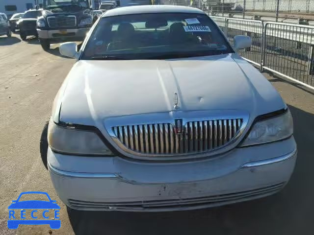 2007 LINCOLN TOWN CAR S 1LNHM81V37Y626648 зображення 6