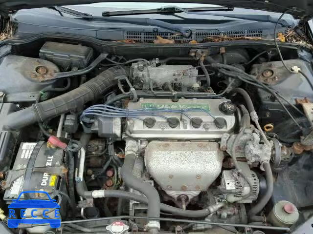 2001 HONDA ACCORD LX JHMCG66571C009582 image 6