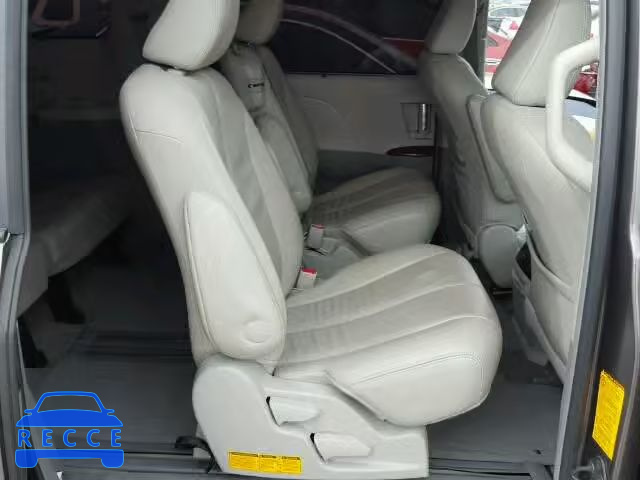 2013 TOYOTA SIENNA XLE 5TDYK3DC8DS329924 зображення 5